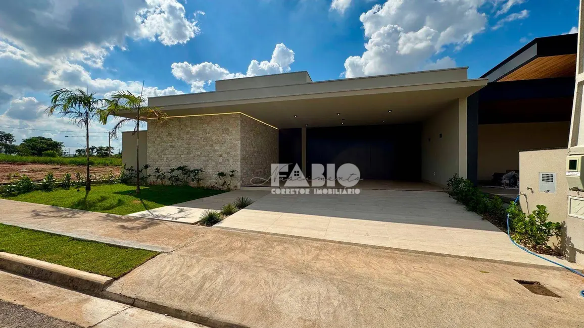 Casa de Condomínio com 4 quartos à venda, 400m2 em Sao Jose Do Rio Preto - SP - imagem 3 Foto 3 de Casa de Condomínio com 4 quartos à venda, 400m2 em Sao Jose Do Rio Preto - SP