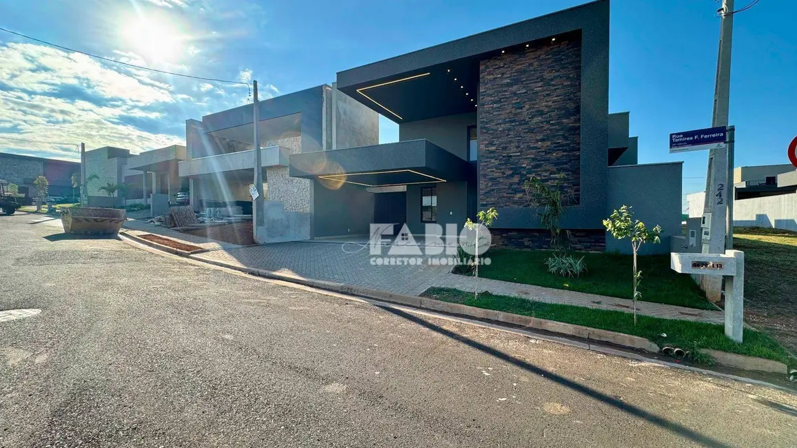 Foto 3 de Casa de Condomínio com 3 quartos à venda, 305m2 em Sao Jose Do Rio Preto - SP