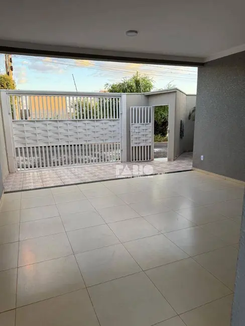Casa com 2 quartos à venda, 200m2 em Jardim Residencial Etemp, Sao Jose Do Rio Preto - SP - imagem 4 Foto 4 de Casa com 2 quartos à venda, 200m2 em Jardim Residencial Etemp, Sao Jose Do Rio Preto - SP