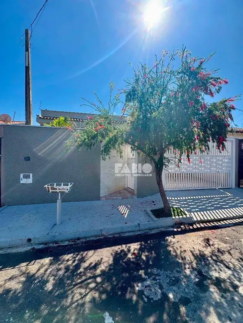 Casa com 2 quartos à venda, 200m2 em Jardim Residencial Etemp, Sao Jose Do Rio Preto - SP - imagem 2 Foto 2 de Casa com 2 quartos à venda, 200m2 em Jardim Residencial Etemp, Sao Jose Do Rio Preto - SP