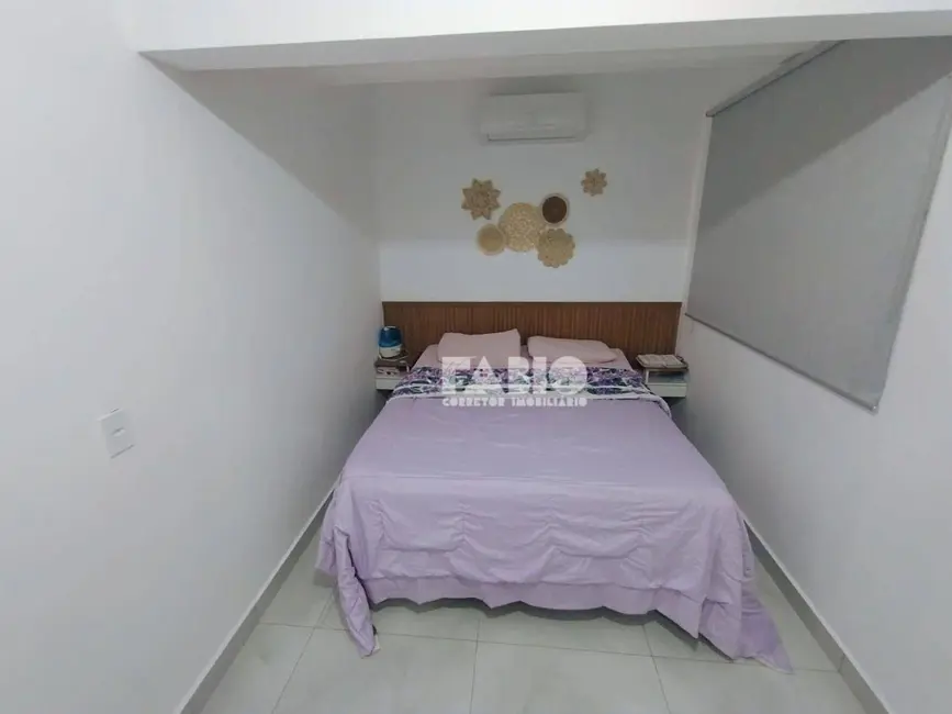Casa de Condomínio com 3 quartos à venda, 160m2 em Parque Residencial Universo, Sao Jose Do Rio Preto - SP - imagem 3 Foto 3 de Casa de Condomínio com 3 quartos à venda, 160m2 em Parque Residencial Universo, Sao Jose Do Rio Preto - SP