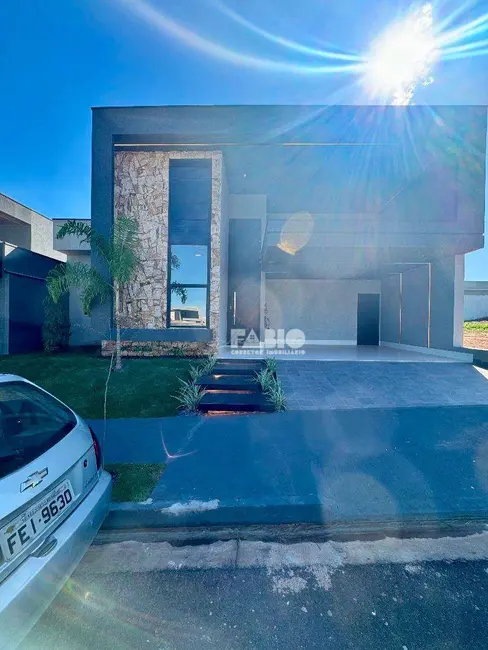 Casa de Condomínio com 4 quartos à venda, 300m2 em Sao Jose Do Rio Preto - SP - imagem 2 Foto 2 de Casa de Condomínio com 4 quartos à venda, 300m2 em Sao Jose Do Rio Preto - SP