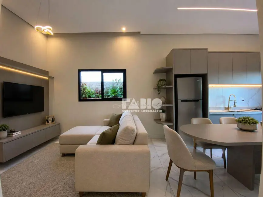 Foto 2 de Casa com 2 quartos à venda, 200m2 em Sao Jose Do Rio Preto - SP