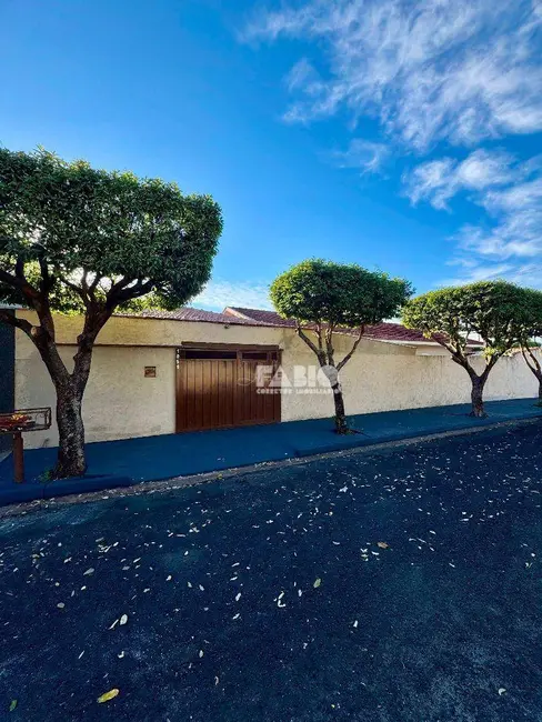 Casa com 4 quartos à venda, 277m2 em Jardim Vitória Régia, Sao Jose Do Rio Preto - SP - imagem 3 Foto 3 de Casa com 4 quartos à venda, 277m2 em Jardim Vitória Régia, Sao Jose Do Rio Preto - SP
