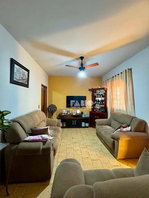 Casa com 4 quartos à venda, 277m2 em Jardim Vitória Régia, Sao Jose Do Rio Preto - SP - imagem 6 Foto 6 de Casa com 4 quartos à venda, 277m2 em Jardim Vitória Régia, Sao Jose Do Rio Preto - SP