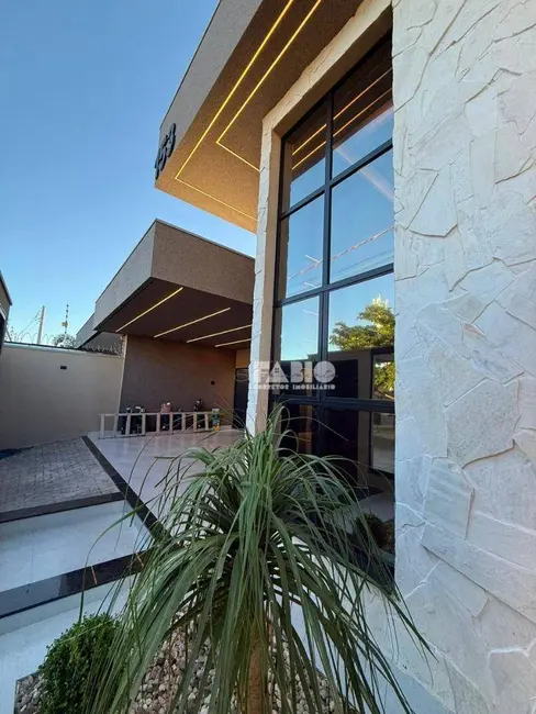 Foto 5 de Casa com 3 quartos à venda, 200m2 em Sao Jose Do Rio Preto - SP