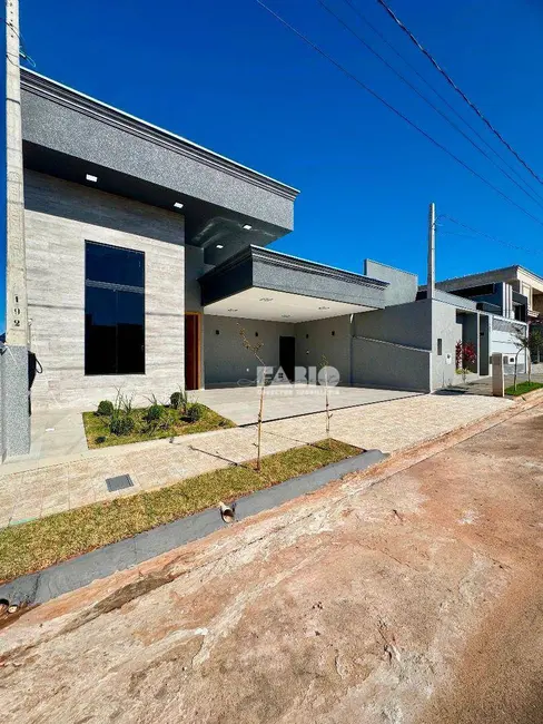 Foto 3 de Casa de Condomínio com 3 quartos à venda, 200m2 em Vila São Jorge, Sao Jose Do Rio Preto - SP