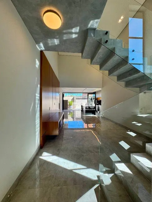 Casa de Condomínio com 3 quartos à venda, 231m2 em Residencial Maza, Sao Jose Do Rio Preto - SP - imagem 9 Foto 9 de Casa de Condomínio com 3 quartos à venda, 231m2 em Residencial Maza, Sao Jose Do Rio Preto - SP