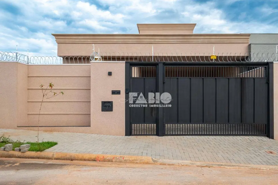 Casa com 3 quartos à venda, 200m2 em Sao Jose Do Rio Preto - SP - imagem 1 Foto 1 de Casa com 3 quartos à venda, 200m2 em Sao Jose Do Rio Preto - SP