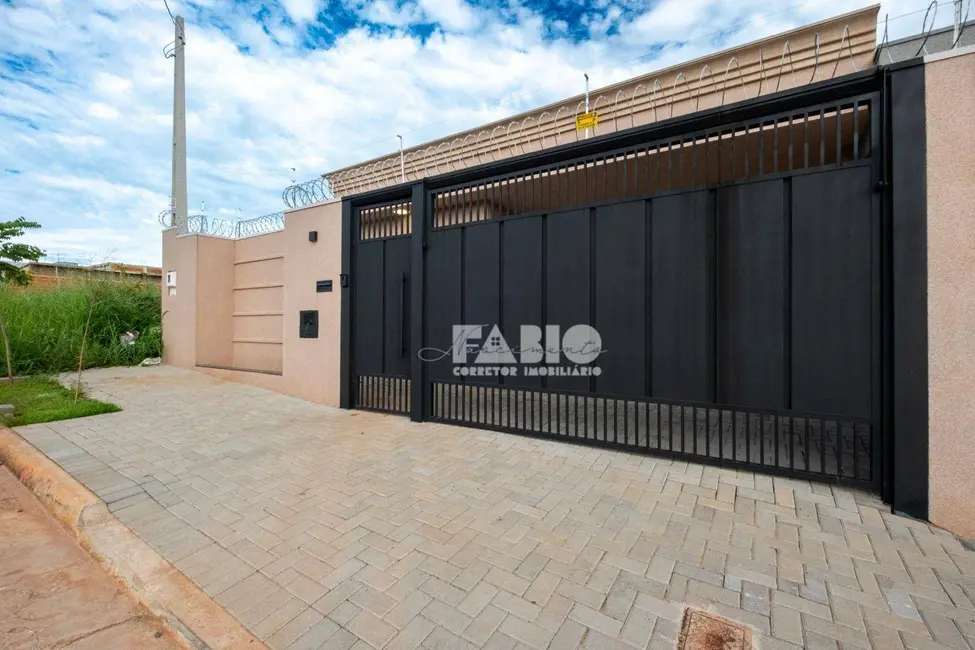 Casa com 3 quartos à venda, 200m2 em Sao Jose Do Rio Preto - SP - imagem 2 Foto 2 de Casa com 3 quartos à venda, 200m2 em Sao Jose Do Rio Preto - SP