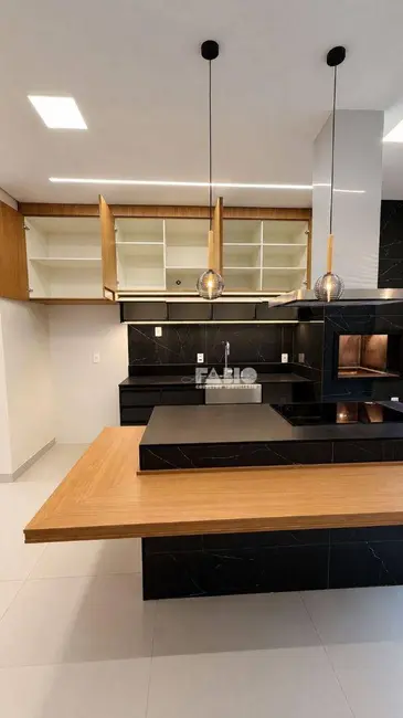 Foto 6 de Casa com 3 quartos à venda, 200m2 em SETSUL, Sao Jose Do Rio Preto - SP