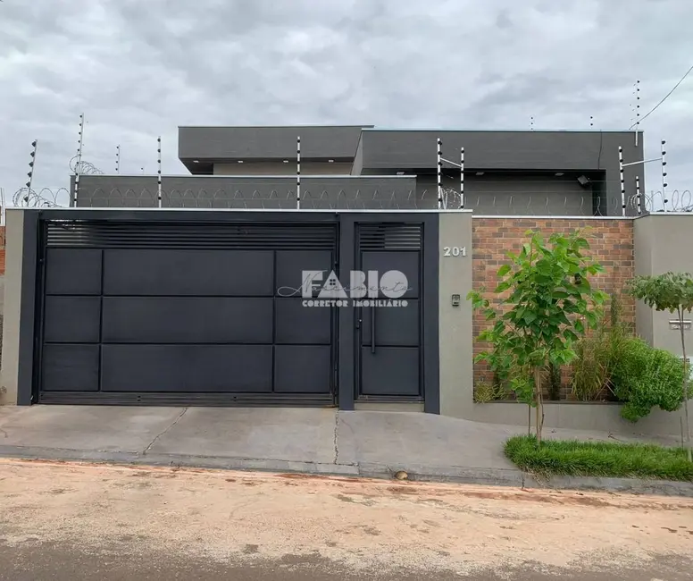Casa com 3 quartos à venda, 200m2 em Sao Jose Do Rio Preto - SP - imagem 1 Foto 1 de Casa com 3 quartos à venda, 200m2 em Sao Jose Do Rio Preto - SP