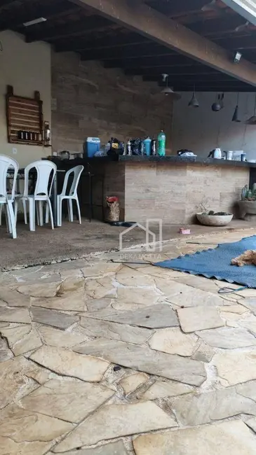 Casa com 4 quartos à venda, 360m2 em Jardim Ipanema, Uberlandia - MG - imagem 4 Foto 4 de Casa com 4 quartos à venda, 360m2 em Jardim Ipanema, Uberlandia - MG