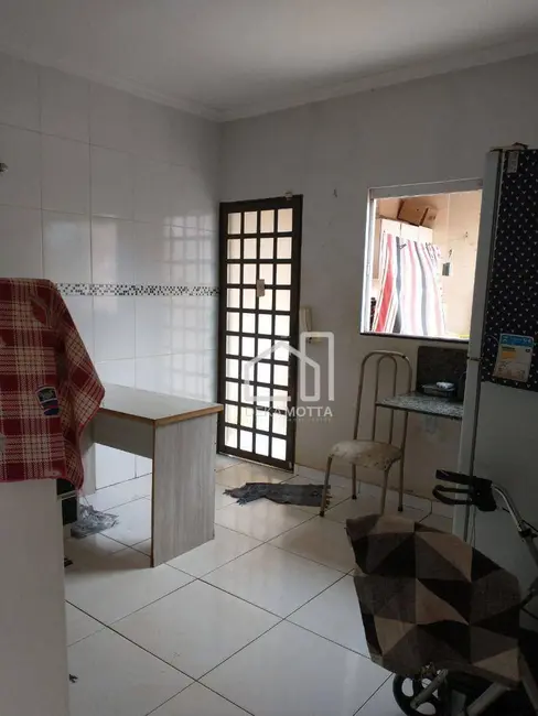 Foto 6 de Casa com 2 quartos à venda, 250m2 em Jardim Europa, Uberlandia - MG