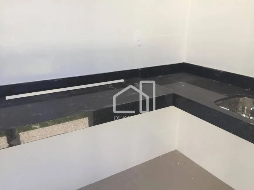 Foto 3 de Casa com 3 quartos à venda, 250m2 em Cidade Jardim, Uberlandia - MG