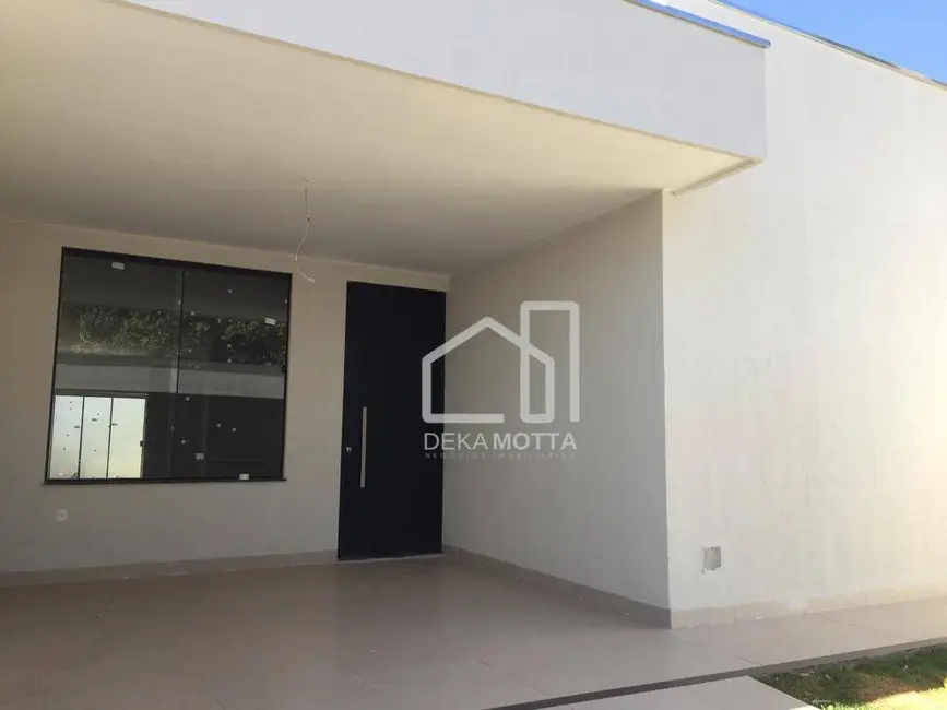 Foto 6 de Casa com 3 quartos à venda, 250m2 em Cidade Jardim, Uberlandia - MG