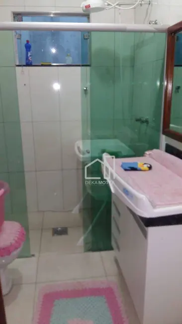 Foto 5 de Casa com 3 quartos à venda, 350m2 em Nossa Senhora das Graças, Uberlandia - MG