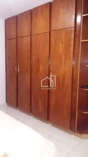 Foto 4 de Casa com 3 quartos à venda, 350m2 em Nossa Senhora das Graças, Uberlandia - MG