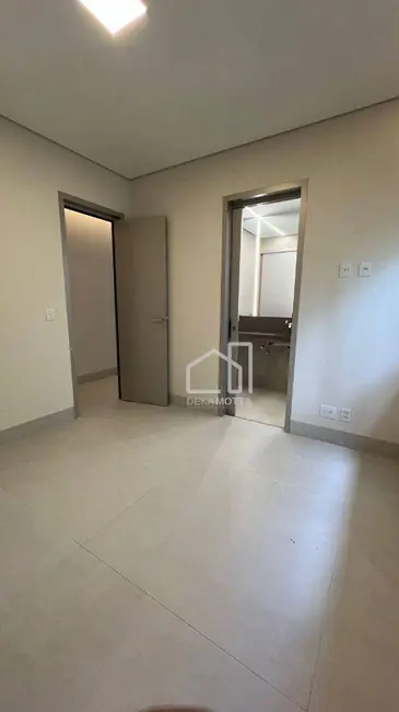Foto 9 de Casa com 3 quartos à venda, 458m2 em Jardim Sul, Uberlandia - MG