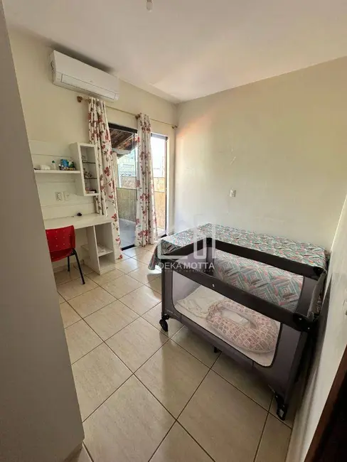 Foto 6 de Casa com 3 quartos à venda, 350m2 em Nossa Senhora das Graças, Uberlandia - MG