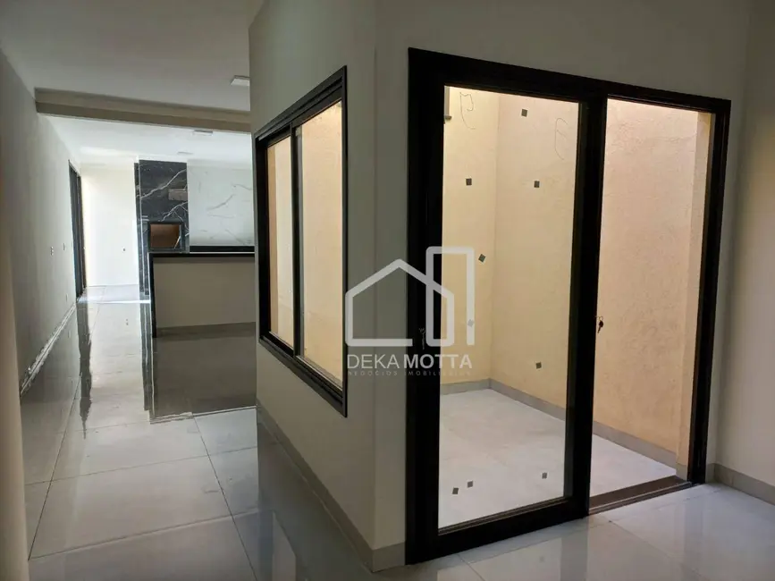 Casa com 3 quartos à venda, 200m2 em Alto Umuarama, Uberlandia - MG - imagem 5 Foto 5 de Casa com 3 quartos à venda, 200m2 em Alto Umuarama, Uberlandia - MG