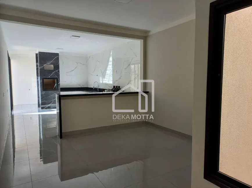 Casa com 3 quartos à venda, 200m2 em Alto Umuarama, Uberlandia - MG - imagem 6 Foto 6 de Casa com 3 quartos à venda, 200m2 em Alto Umuarama, Uberlandia - MG