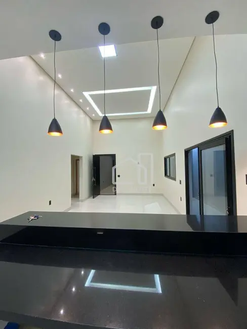 Foto 3 de Casa com 3 quartos à venda, 286m2 em Grand Ville, Uberlandia - MG