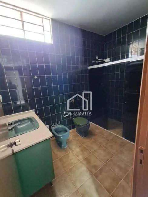 Foto 8 de Casa com 3 quartos à venda, 400m2 em Brasil, Uberlandia - MG