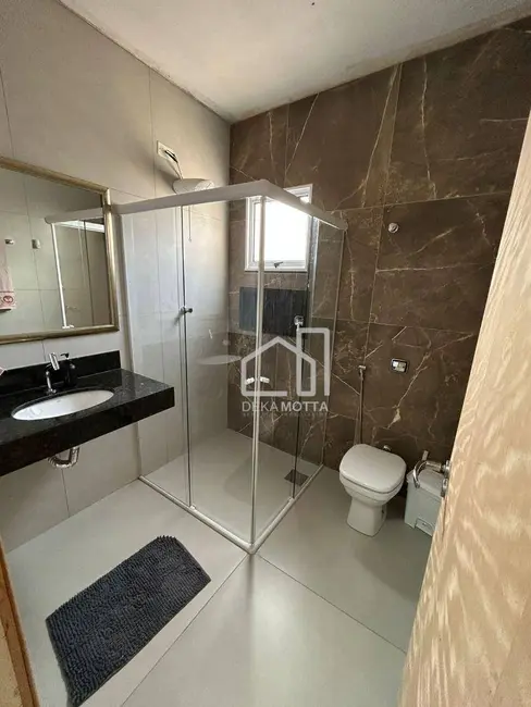 Foto 9 de Casa com 3 quartos à venda, 375m2 em Tubalina, Uberlandia - MG