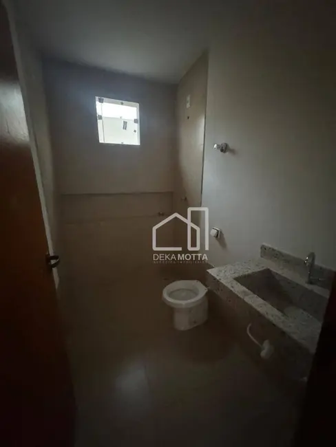 Casa com 1 quarto à venda, 125m2 em São Jorge, Uberlandia - MG - imagem 2 Foto 2 de Casa com 1 quarto à venda, 125m2 em São Jorge, Uberlandia - MG