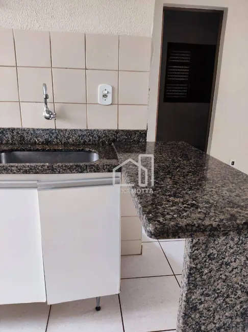 Foto 2 de Apartamento com 2 quartos à venda em Laranjeiras, Uberlandia - MG