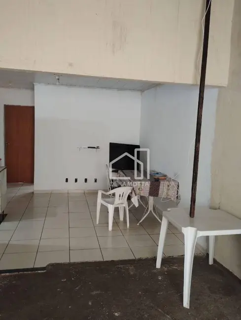 Foto 3 de Casa com 4 quartos à venda em Uberlandia - MG