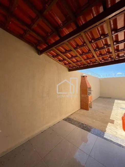 Foto 6 de Casa com 2 quartos à venda, 250m2 em Uberlandia - MG