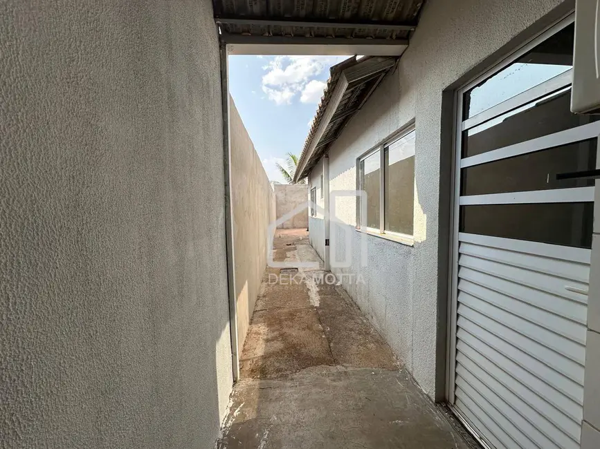 Foto 5 de Casa com 2 quartos à venda, 200m2 em Uberlandia - MG