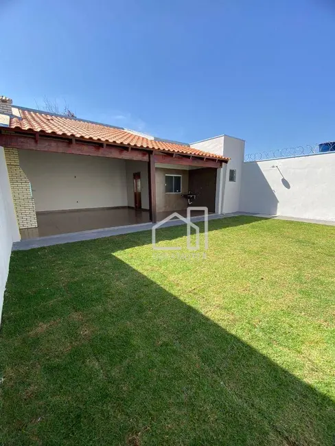 Foto 7 de Casa com 4 quartos à venda, 250m2 em Uberlandia - MG
