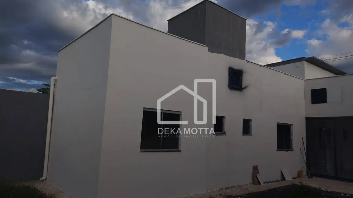 Foto 3 de Casa com 2 quartos à venda, 250m2 em Uberlandia - MG