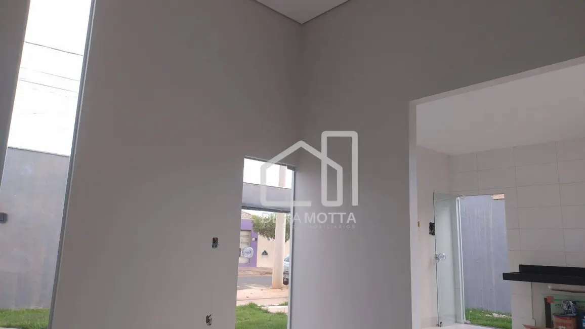 Foto 8 de Casa com 2 quartos à venda, 250m2 em Uberlandia - MG