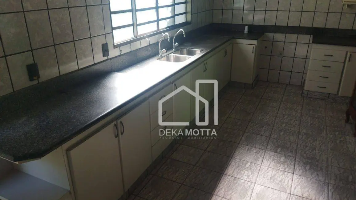 Casa com 4 quartos à venda, 396m2 em Cidade Jardim, Uberlandia - MG - imagem 4 Foto 4 de Casa com 4 quartos à venda, 396m2 em Cidade Jardim, Uberlandia - MG