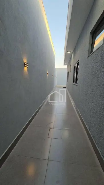 Foto 4 de Casa com 3 quartos à venda, 180m2 em Jardim Brasília, Uberlandia - MG