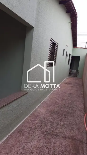 Foto 5 de Casa com 2 quartos à venda, 300m2 em Laranjeiras, Uberlandia - MG