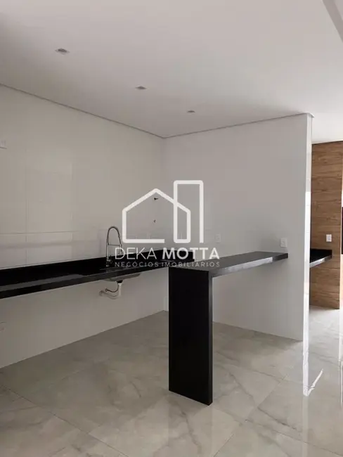 Sobrado com 3 quartos à venda, 286m2 em Grand Ville, Uberlandia - MG - imagem 9 Foto 9 de Sobrado com 3 quartos à venda, 286m2 em Grand Ville, Uberlandia - MG