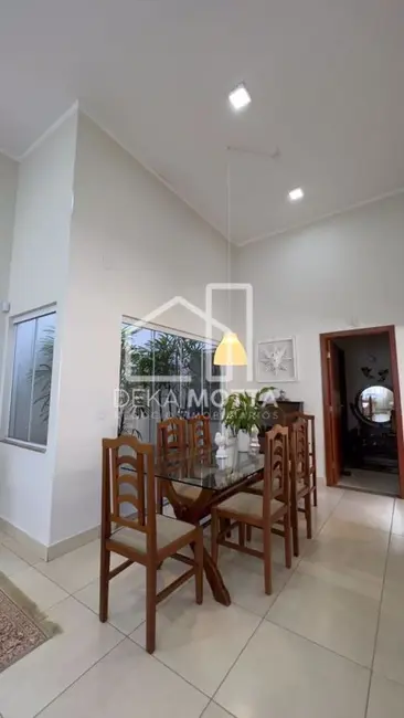 Foto 4 de Casa com 3 quartos à venda, 250m2 em Uberlandia - MG
