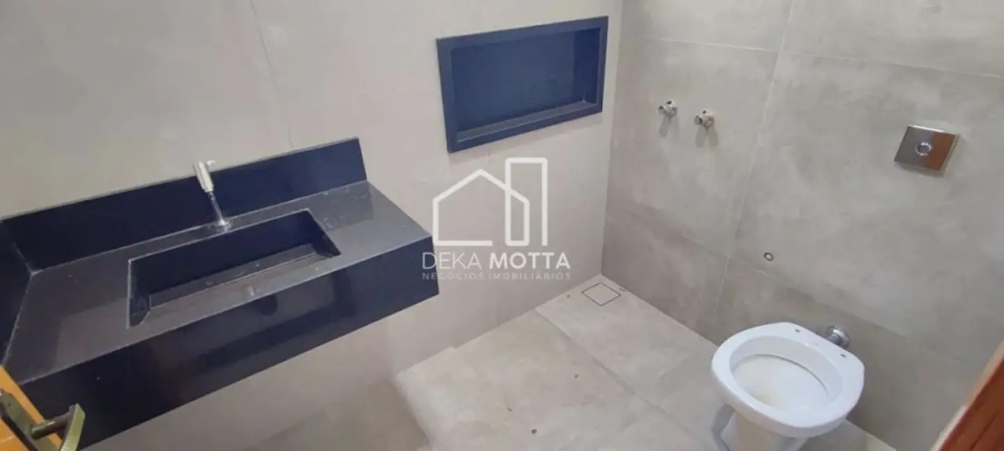 Foto 3 de Casa com 2 quartos à venda, 125m2 em Laranjeiras, Uberlandia - MG