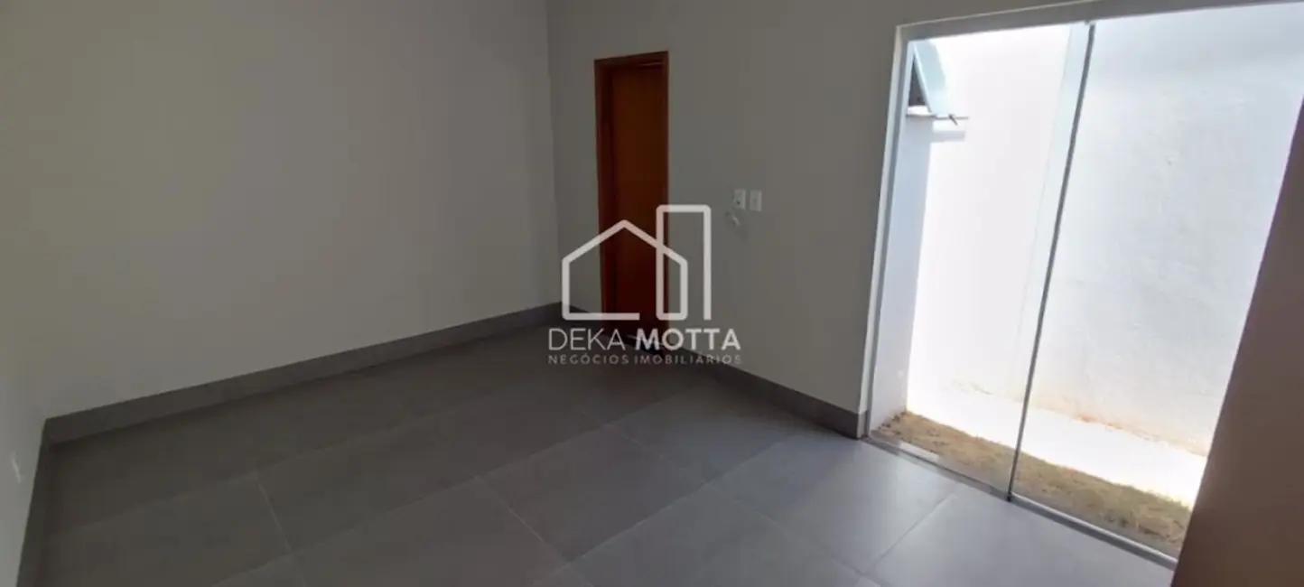Foto 9 de Casa com 2 quartos à venda, 125m2 em Laranjeiras, Uberlandia - MG