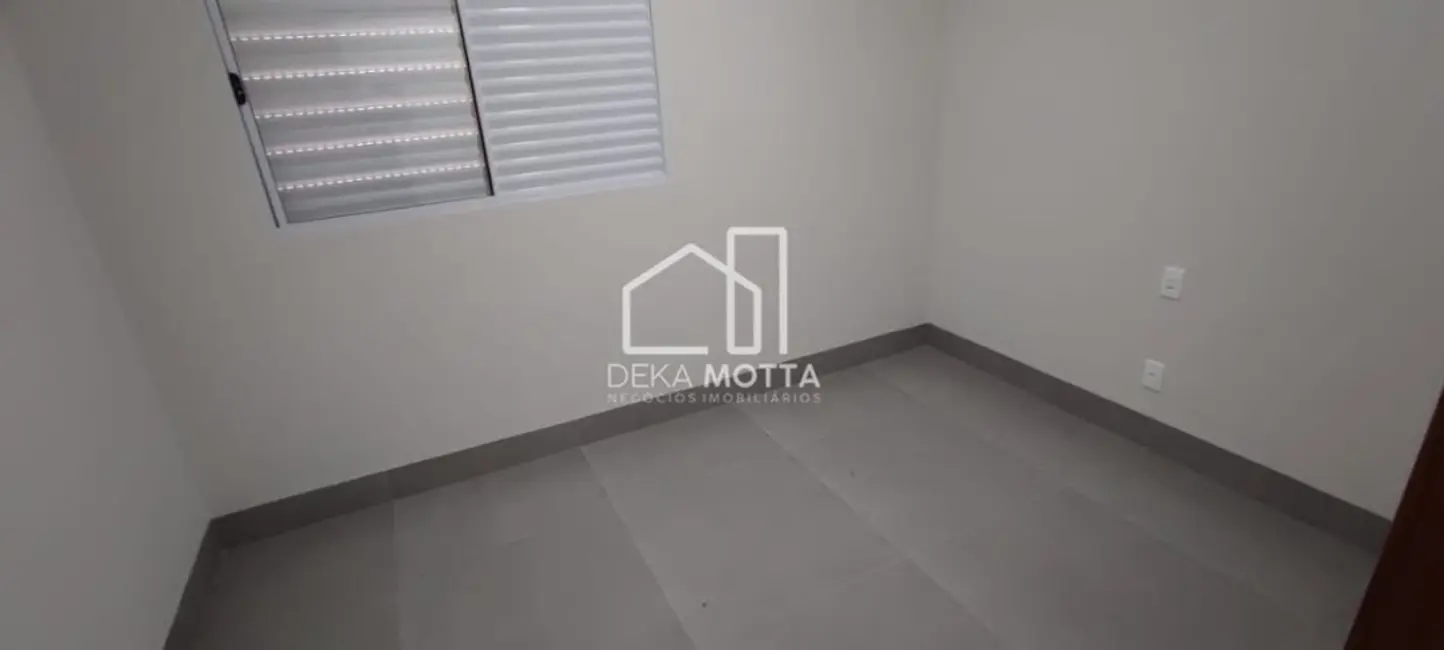 Foto 8 de Casa com 2 quartos à venda, 125m2 em Laranjeiras, Uberlandia - MG