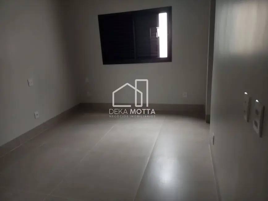 Foto 6 de Casa com 3 quartos à venda, 286m2 em Grand Ville, Uberlandia - MG