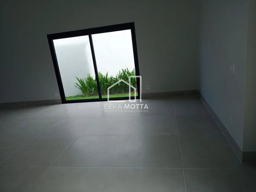 Foto 2 de Casa com 3 quartos à venda, 286m2 em Grand Ville, Uberlandia - MG