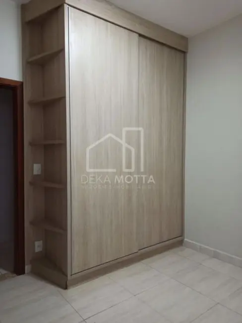 Foto 6 de Casa com 3 quartos à venda, 180m2 em Jardim América I, Uberlandia - MG