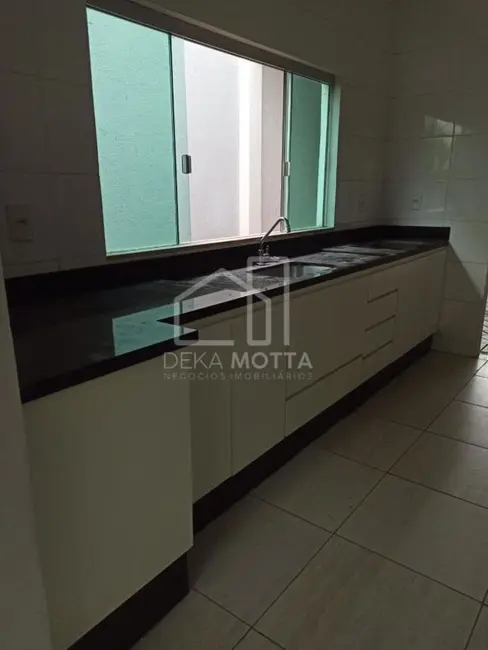 Foto 3 de Casa com 3 quartos à venda, 180m2 em Jardim América I, Uberlandia - MG