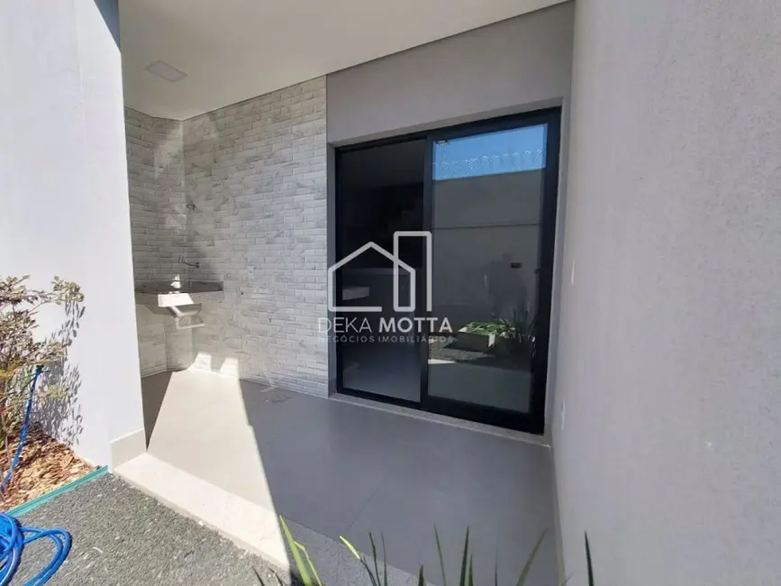 Sobrado com 3 quartos à venda, 100m2 em Grand Ville, Uberlandia - MG - imagem 8 Foto 8 de Sobrado com 3 quartos à venda, 100m2 em Grand Ville, Uberlandia - MG